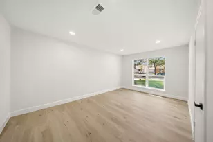 10622 Bordley Dr, Houston, TX 77042 - Photo 22