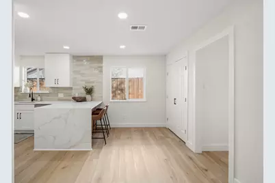 10622 Bordley Drive, Houston, TX 77042 - Photo 10