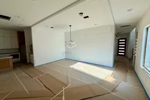 920 E 25th St, Houston, TX 77009 - Photo 6