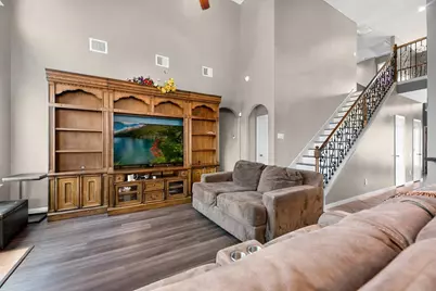 1302 S Maple Drive, Katy, TX 77493 - Photo 6