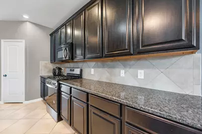 1302 S Maple Drive, Katy, TX 77493 - Photo 12