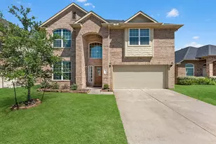 1302 S Maple Dr, Katy, TX 77493 - Photo 2