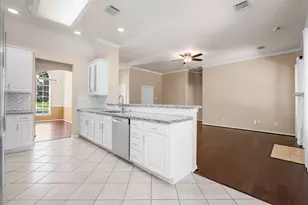 8103 Sports Haven Dr, Humble, TX 77346 - Photo 8