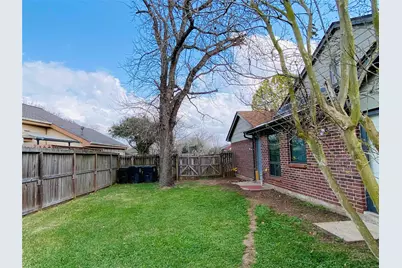 2001 Highland Hills Drive, Sugar Land, TX 77478 - Photo 40