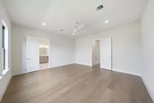 8707 Padua Ln, Houston, TX 77055 - Photo 36
