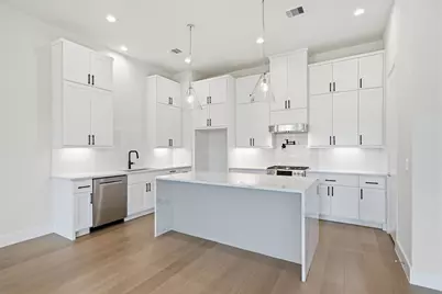 8707 Padua Lane, Houston, TX 77055 - Photo 6