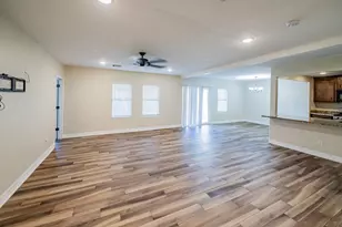 8131 Warren Rd, Houston, TX 77040 - Photo 2
