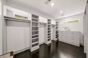 4374 Harvest Ln, Houston, TX 77004 - Photo 30