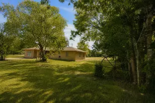 3811 Cedar St, Damon, TX 77430 - Photo 2