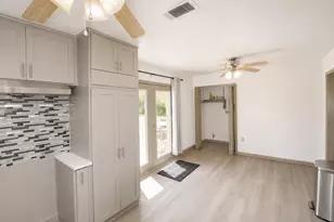 3811 Cedar St, Damon, TX 77430 - Photo 10