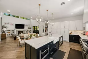 1554 Sue Barnett Dr, Houston, TX 77018 - Photo 10