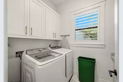 1554 Sue Barnett Drive, Houston, TX 77018 - Photo 8