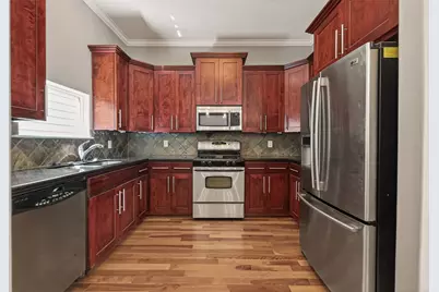 1107 Saint Charles Street, Houston, TX 77003 - Photo 12