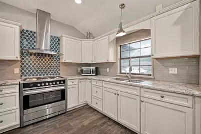 810 Creager Street, Houston, TX 77034 - Photo 14