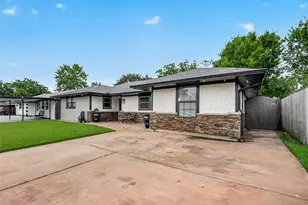 810 Creager St, Houston, TX 77034 - Photo 4