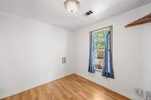 222 E James St, Baytown, TX 77520 - Photo 36