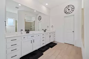 4218 Redford Valley Rd, Rosharon, TX 77583 - Photo 12