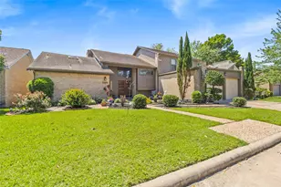 200 Old Bridge Lake, Houston, TX 77069 - Photo 6