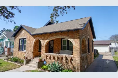 5018 Avenue P, Galveston, TX 77551 - Photo 2