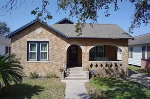 5018 Ave P, Galveston, TX 77551 - Photo 1