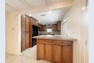 9655 Meadowcroft Drive, Houston, TX 77063 - Photo 6