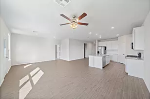 14524 Jelly Pnes Dr, Conroe, TX 77302 - Photo 4