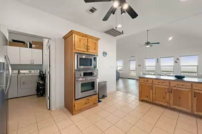 2416 Highway 87, Gilchrist, TX 77617 - Photo 12