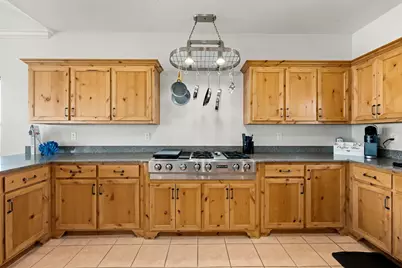 2416 Highway 87, Gilchrist, TX 77617 - Photo 12