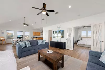 2416 Highway 87, Gilchrist, TX 77617 - Photo 8