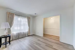 3334 Spring Valley Rd, Houston, TX 77080 - Photo 8