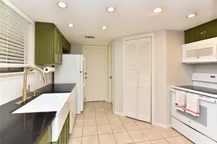 8409 Bayou Pine Ct, Houston, TX 77040 - Photo 12