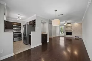 18511 Egret Bay Blvd, Webster, TX 77058 - Photo 10