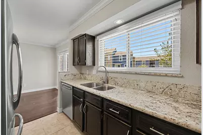 18511 Egret Bay Boulevard #511, Webster, TX 77058 - Photo 12