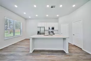 1410 Glen Oaks Dr, Conroe, TX 77385 - Photo 8