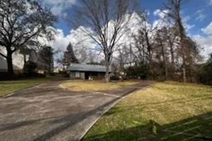 1235 W 25th St, Houston, TX 77008 - Photo 1