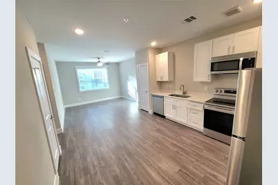 1620 Oak Tree Drive #2104, Houston, TX 77080 - Photo 1