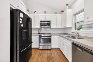 3635 Main Plaza Dr, Houston, TX 77025 - Photo 8