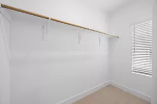 324 Neyland St, Houston, TX 77022 - Photo 20