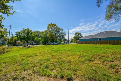 4607 Larkspur Street, Houston, TX 77051 - Photo 14