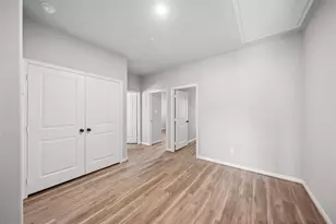 800 N Thompson St, Conroe, TX 77301 - Photo 12