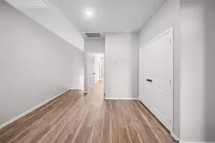 800 N Thompson St, Conroe, TX 77301 - Photo 14