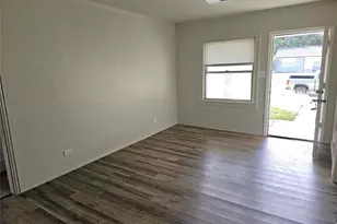806 17th Ave N, Texas City, TX 77590 - Photo 4