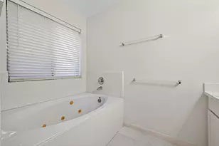 8366 Golf Green Cir, Houston, TX 77036 - Photo 28