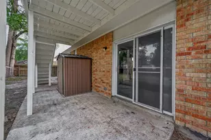 2923 Royal Glen Dr, Houston, TX 77339 - Photo 36