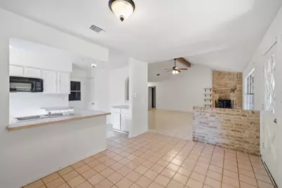 16957 Glen Eagle Drive, Conroe, TX 77385 - Photo 8