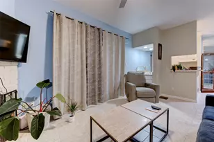 2300 Augusta Dr, Houston, TX 77057 - Photo 6