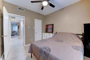 2300 Augusta Dr, Houston, TX 77057 - Photo 16