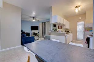 2300 Augusta Dr, Houston, TX 77057 - Photo 10
