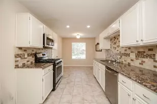 19635 Westbridge Ln, Spring, TX 77379 - Photo 6