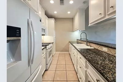 3100 75th Street #11, Galveston, TX 77551 - Photo 4